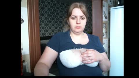 lady cute cat29 online show from 12-17-25, 02:39