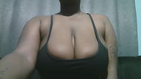 lady_dearra online show from 01-11-26, 02:49