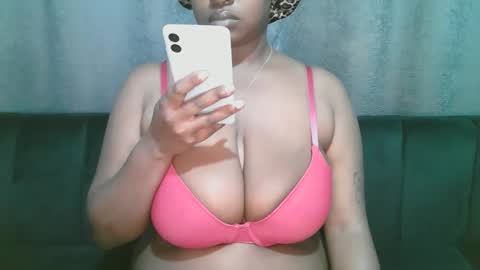 lady_dearra online show from 03-29-26, 03:17