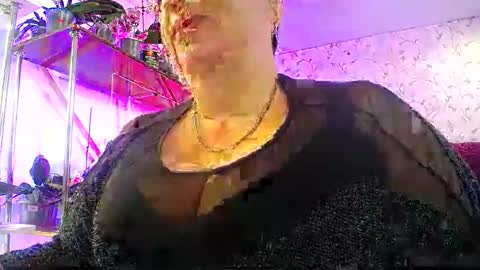 Snapshot of lady_gloria chatting on 05-05-26, 05:26 Lady Gloria online show from 05-05-26, 05:26