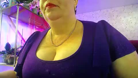 Snapshot of lady_gloria chatting on 05-16-26, 06:54 Lady Gloria online show from 05-16-26, 06:54