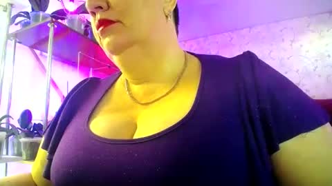 Snapshot of lady_gloria chatting on 06-22-26, 04:53 Lady Gloria online show from 06-22-26, 04:53