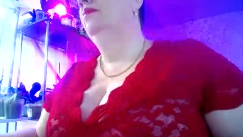 Snapshot of lady_gloria chatting on 07-06-26, 05:15 Lady Gloria online show from 07-06-26, 05:15