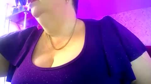 Snapshot of lady_gloria chatting on 07-07-26, 05:32 Lady Gloria online show from 07-07-26, 05:32