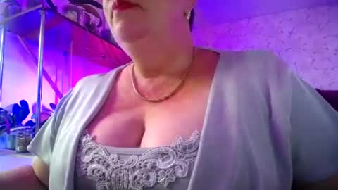 Snapshot of lady_gloria chatting on 08-08-26, 09:11 Lady Gloria online show from 08-08-26, 09:11