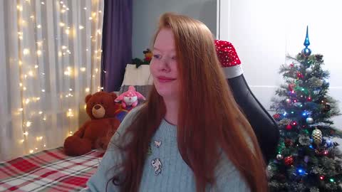 Snapshot of lady_inari chatting on 12-29-24, 04:08 Angelika online show from 12-29-24, 04:08