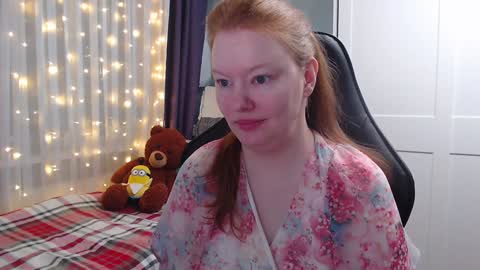 Snapshot of lady_inari chatting on 01-10-25, 05:56 Angelika online show from 01-10-25, 05:56
