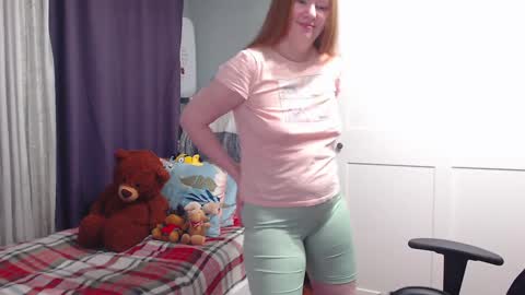Snapshot of lady_inari chatting on 01-16-25, 03:46 Angelika online show from 01-16-25, 03:46