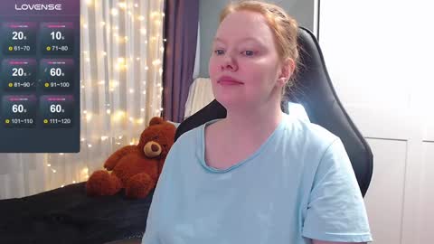 Snapshot of lady_inari chatting on 01-25-25, 09:25 Angelika online show from 01-25-25, 09:25