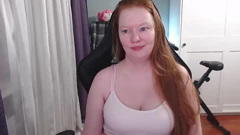 Snapshot of lady_inari chatting on 09-20-25, 05:03 Angelika online show from 09-20-25, 05:03