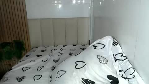   online show from 04-24-26, 12:07