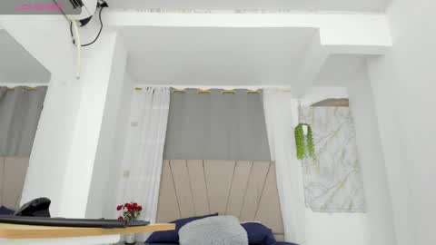 lady_miss___ online show from 06-04-26, 12:33