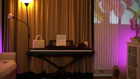 Snapshot of lady_nicolett chatting on 05-18-26, 04:07 lady_nicolett online show from 05-18-26, 04:07
