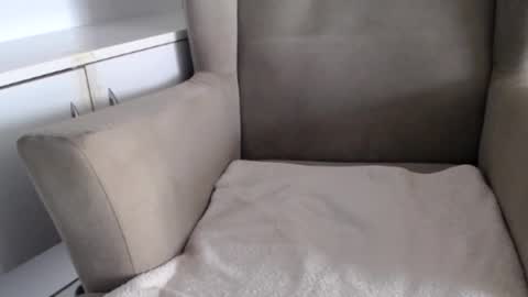 Snapshot of lady_sexyandbeauty chatting on 12-03-25, 07:27 lady_sexyandbeauty online show from 12-03-25, 07:27