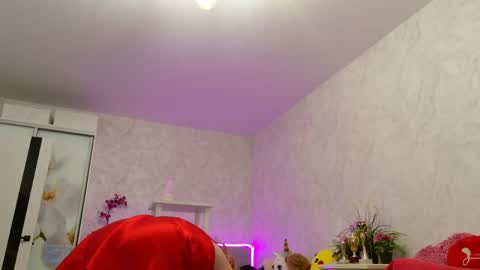 Sima Ladybigsmile online show from 03-24-26, 04:56