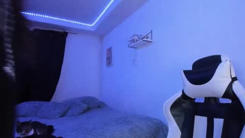  Lady  online show from 03-15-26, 02:06