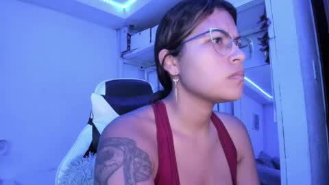  Lady  online show from 04-16-26, 02:56