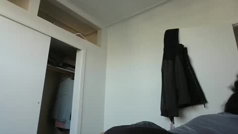 Stephanie online show from 02-14-25, 08:05