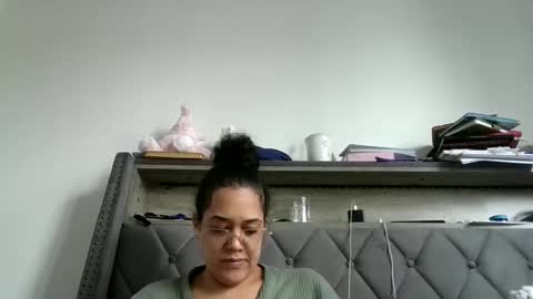 Stephanie online show from 02-15-26, 07:54