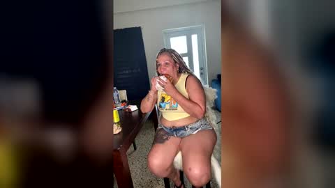Snapshot of ladycreamypr1 chatting on 04-03-26, 05:00 onlyfans Ladycreamypr online show from 04-03-26, 05:00