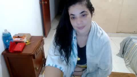 Snapshot of ladydeathz chatting on 01-12-25, 01:32 ladydeathz online show from 01-12-25, 01:32