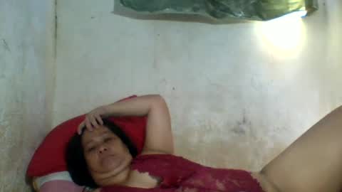 ladyjelyn69 online show from 06-17-26, 04:37