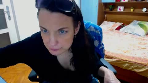 Snapshot of ladylhoty chatting on 06-29-26, 12:28 LadyLHoty online show from 06-29-26, 12:28
