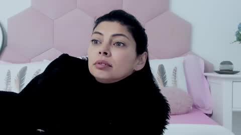 Snapshot of ladyliia chatting on 01-28-25, 04:29 Lia online show from 01-28-25, 04:29