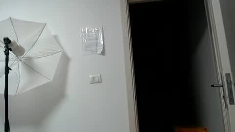 Lia online show from 06-16-26, 10:07