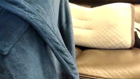 Snapshot of ladyloverwithcock chatting on 11-16-25, 02:33 tomtom online show from 11-16-25, 02:33