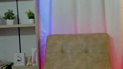 Snapshot of ladynemesis00 chatting on 02-25-25, 12:03 ladynemesis00 online show from 02-25-25, 12:03