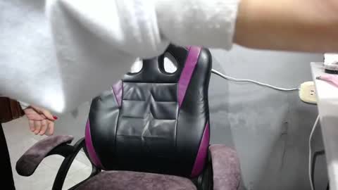 Snapshot of ladynemesis00 chatting on 11-28-25, 11:07 ladynemesis00 online show from 11-28-25, 11:07