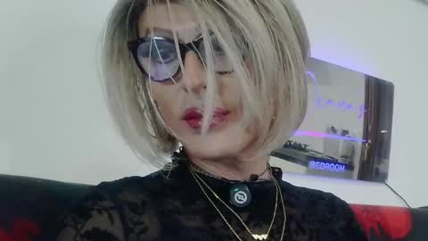 Oxana online show from 05-07-26, 12:49