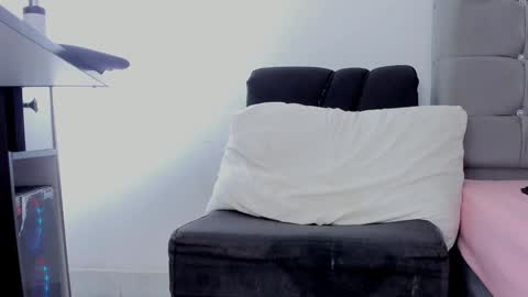 Snapshot of ladysexy_hot19 chatting on 02-05-25, 03:13 Ladysexy hot19 online show from 02-05-25, 03:13