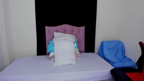 Snapshot of ladysexy_hot19 chatting on 01-08-26, 03:31 Ladysexy hot19 online show from 01-08-26, 03:31