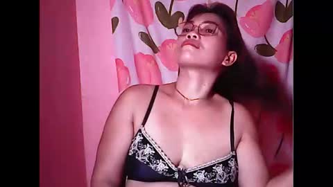 ladysweet4u69 online show from 06-08-26, 05:52