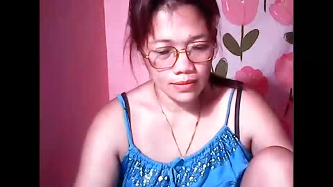 ladysweet4u69 online show from 06-08-26, 09:15