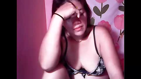 ladysweet4u69 online show from 06-09-26, 09:21