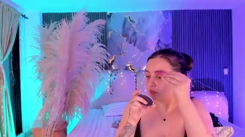 Lady  online show from 07-08-26, 04:17
