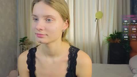 Lilia online show from 10-22-25, 06:46