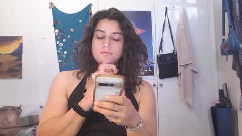 Snapshot of laflori chatting on 09-15-25, 03:28 Sara Florez online show from 09-15-25, 03:28