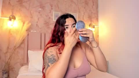 Laia  online show from 03-22-26, 11:57