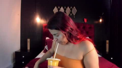 Snapshot of laia_jonees chatting on 05-07-26, 11:48 Laia online show from 05-07-26, 11:48