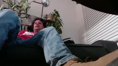 Snapshot of laidback_and_chill chatting on 12-15-24, 04:18 Rick online show from 12-15-24, 04:18