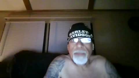 laidbackluxury online show from 05-13-26, 02:31