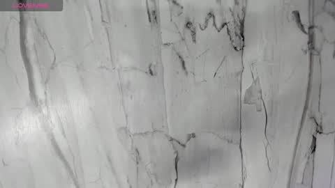 Snapshot of laiilybell chatting on 01-12-26, 12:43 laiily bell online show from 01-12-26, 12:43