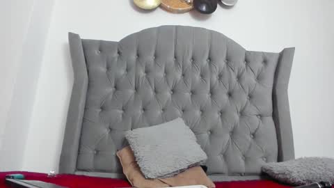 Lailacastillo online show from 02-20-25, 01:19