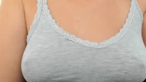 Snapshot of lailasensu chatting on 01-09-26, 12:41 LAILA online show from 01-09-26, 12:41