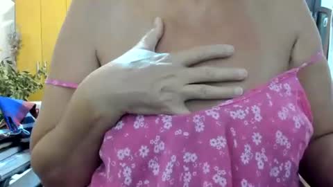 Snapshot of lailasensu chatting on 03-18-26, 04:32 LAILA online show from 03-18-26, 04:32