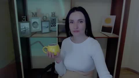 Laima online show from 09-28-25, 08:31